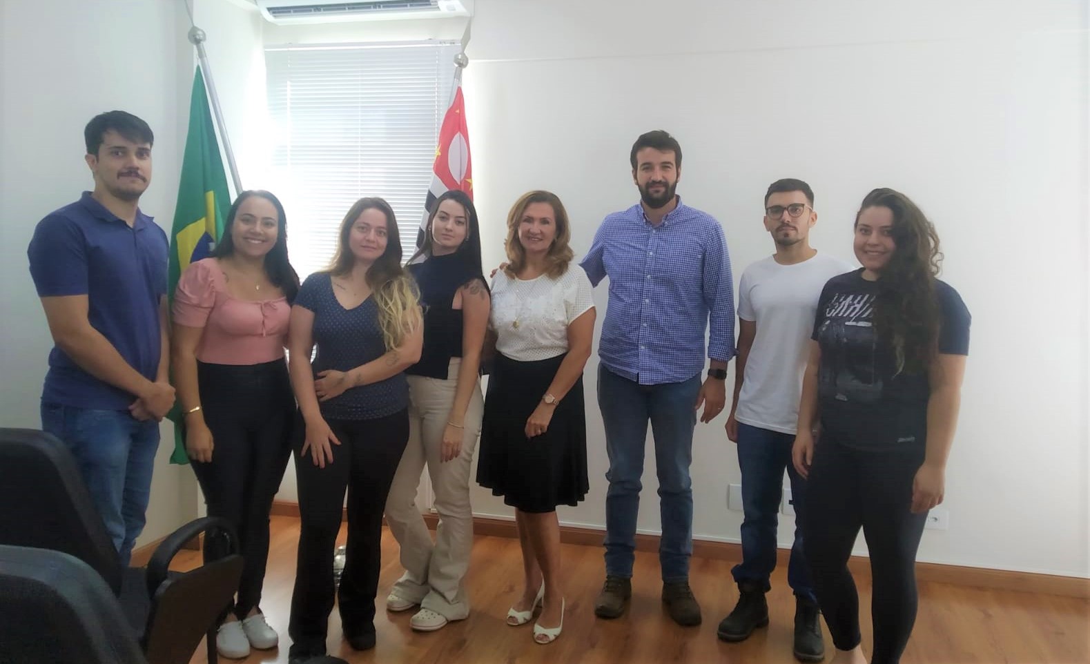 Cerimonia_de_entrega_de_cedulas_Marilia_12.04 (8)