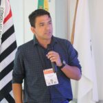 Imagem mostra o chefe do departamento de zootecnia da FCAV/Unesp, campus Jaboticabal, Edney Pereira da Silva.