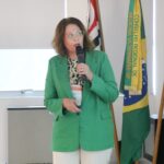 Imagem mostra a conselheira suplente do CRMV-SP e coordenadora da Unoeste, Ana Claudia Ambiel Camargo.