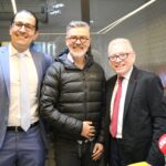 Na foto estão, da esquerda para a direita, o conselheiro, Felipe Consentini, o apresentador e diretor da Jovem Pan Sorocaba, Kiko Pagliato, e o presidente do CRMV-SP, Odemilson Donizete Mossero.