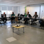 Da esquerda para a direita: Andrea Figueiredo Procopio de Moura, nova integrante da Comissão; Odemilson Donizete Mossero, presidente do Regional; Rosemary Viola Bosch, tesoureira e presidente da Comissão de Responsabilidade Técnica; e os membros da Comissão: Fernando José Pires de Souza, Klaus Saldanha Hellwig e Antônio Ianni.