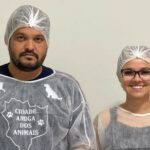 Na foto, os médicos-veterinários responsáveis pela realização do projeto, Heitor Waiss e Andreza Gonçalves.