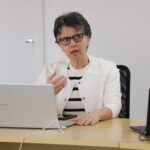 Na foto, a presidente da Comissão de Pesquisa Clínica Veterinária do CRMV-SP, Greyce Balthazar Lousana.