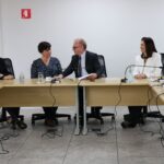 Na foto, durante a posse, a presidente da Comissão de Pesquisa Clínica Veterinária do CRMV-SP, Greyce Balthazar Lousana, a nova integrante, Giselle Kindlein, o presidente do Regional, Odemilson Donizete Mossero, e a tesoureira da autarquia, Rosemary Viola Bosch.
