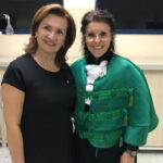 Na foto, a presidente da Comissão de Saúde Ambiental e Representante Regional de Marília do CRMV-SP, Elma Polegato (à esquerda), está ao lado da professora Sirlei Aparecida Maestá, diretora da Faculdade de Ciências Agrárias e Tecnológicas da Unesp-Dracena.