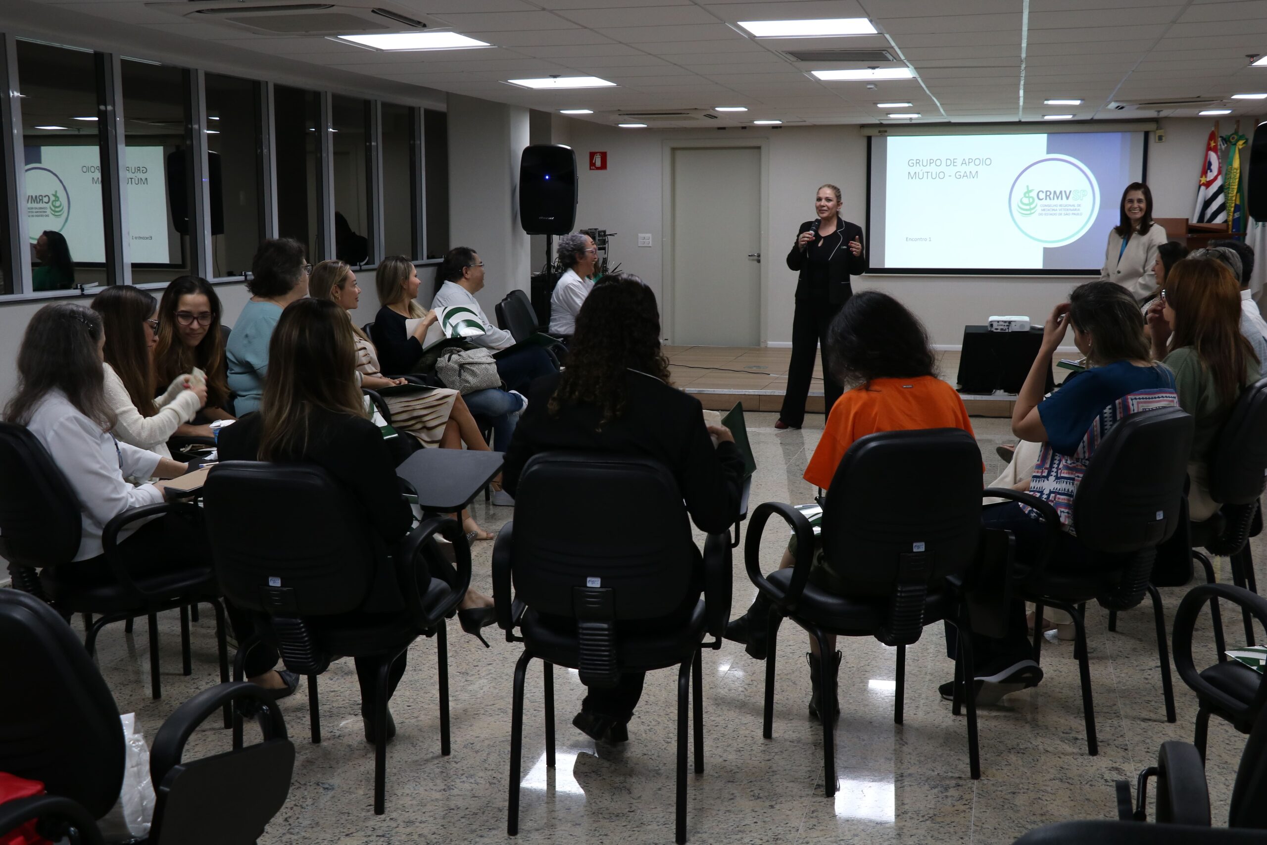 Primeira_edicao_do_Grupo_de_Apoio_Mutuo_GAM_Cuidando_de_Quem_Cuida_30.01 (19)