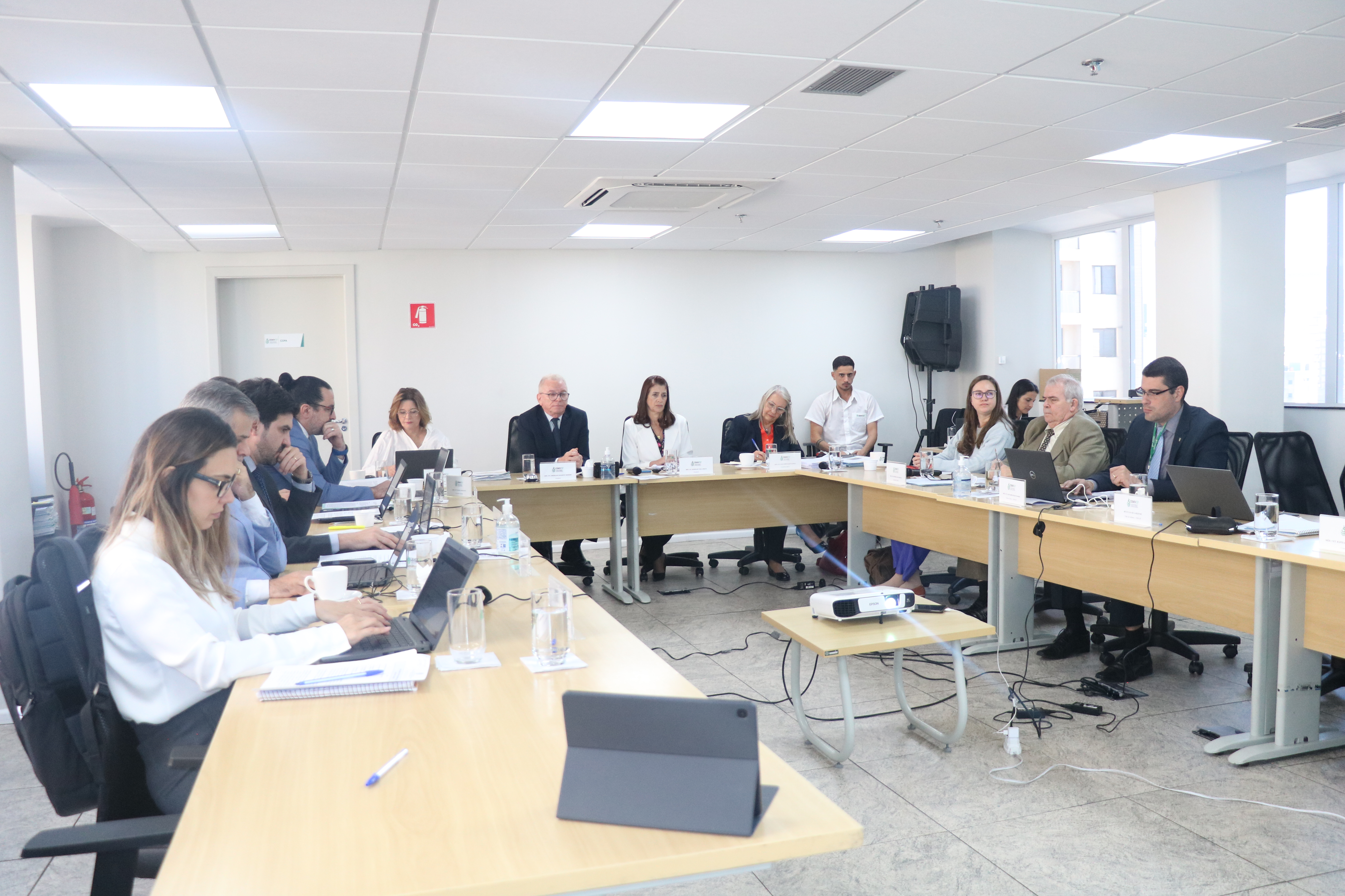 Reunião plenária no CRMV-SP que recebeu a nova presidente do Conselho, Daniela Pontes Chiebao.
