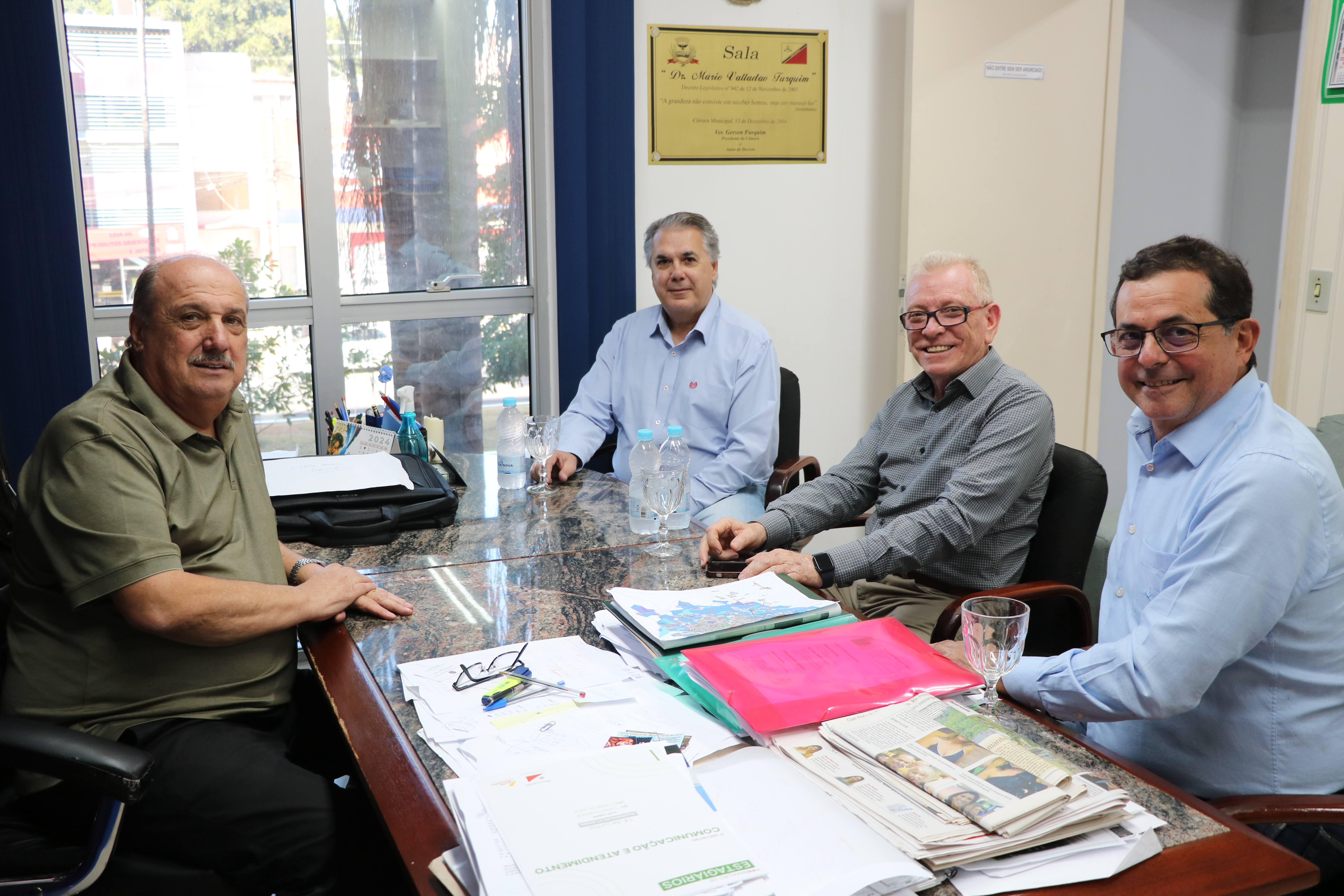 Na foto, o presidente da autarquia, Odemilson Donizete Mossero, o secretário-geral, Fernando Gomes Buchala, o representante regional de São José do Rio Preto, Izalco Nuremberg dos Santos, e o presidente do do Legislativo Municipal de São José do Rio Preto, Paulo Pauléra.