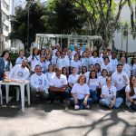 Integrantes da "Caravana da Saúde" reunidos em foto.