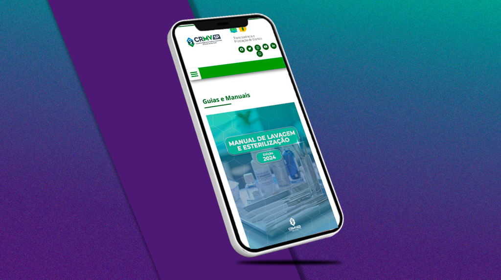 celular branco com o manual de lavagem e estirilização aparecendo na tela.