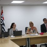 A vice presidente Carolina Saraiva Filippos de Toledo e a presidente do CRMV-SP Daniela Pontes Chiebao e a presidente do CFMV, Ana Elisa Fernandes de Souza Almeida e o diretor técnico, Leonardo Burlini Soares.