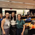 3 mulheres posadas para foto