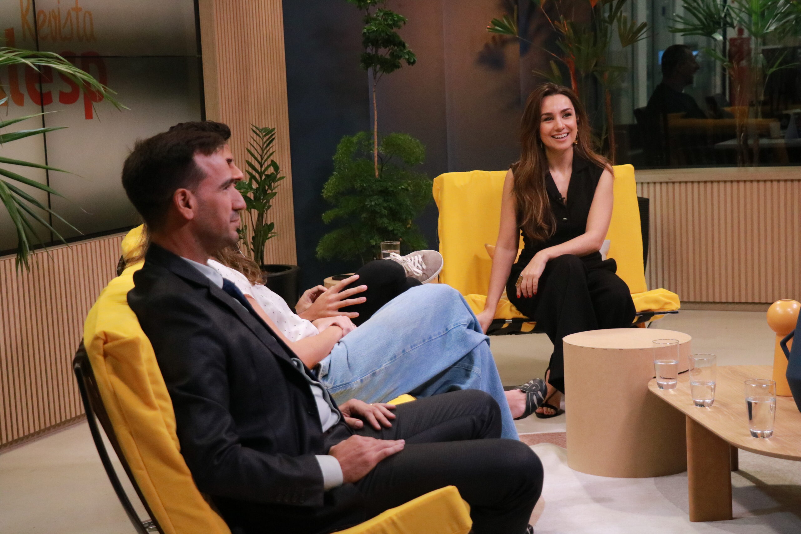 13.03.2026_Entrevista_Tv_Alesp(12)