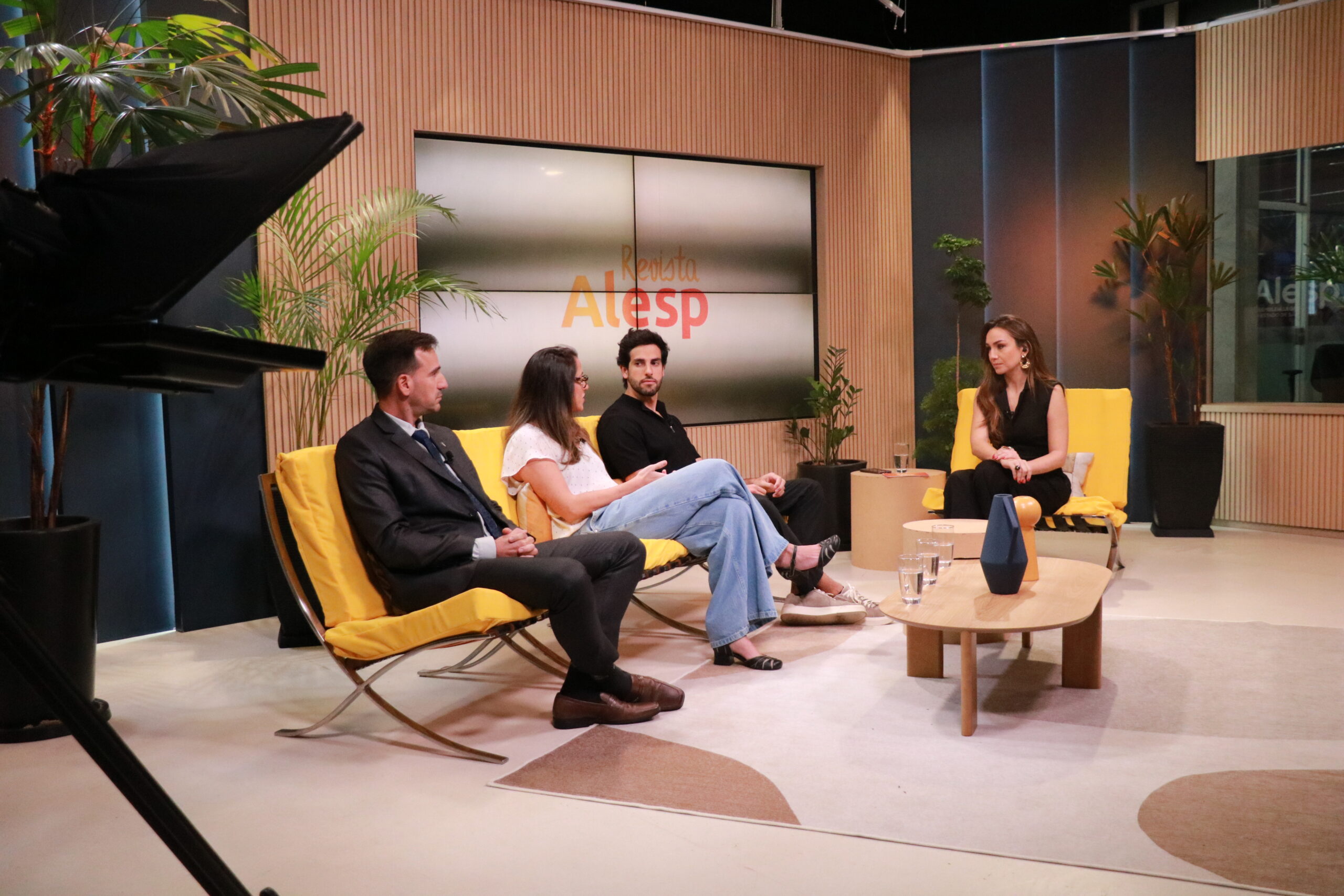 13.03.2026_Entrevista_Tv_Alesp(3)