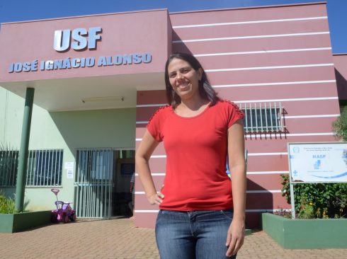 Eukira Enilde Monzani foi a primeira médica-veterinária a fazer parte de uma equipe do Nasf no estado de São Paulo
Crédito: Acervo CRMV-SP